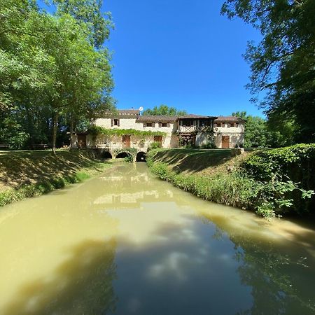 Gite Le Moulin Samsara Homps  Kültér fotó